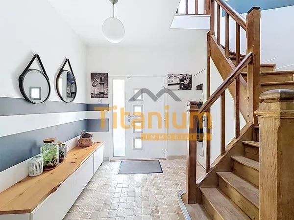 Maison de luxe 7 pièces 154 m²