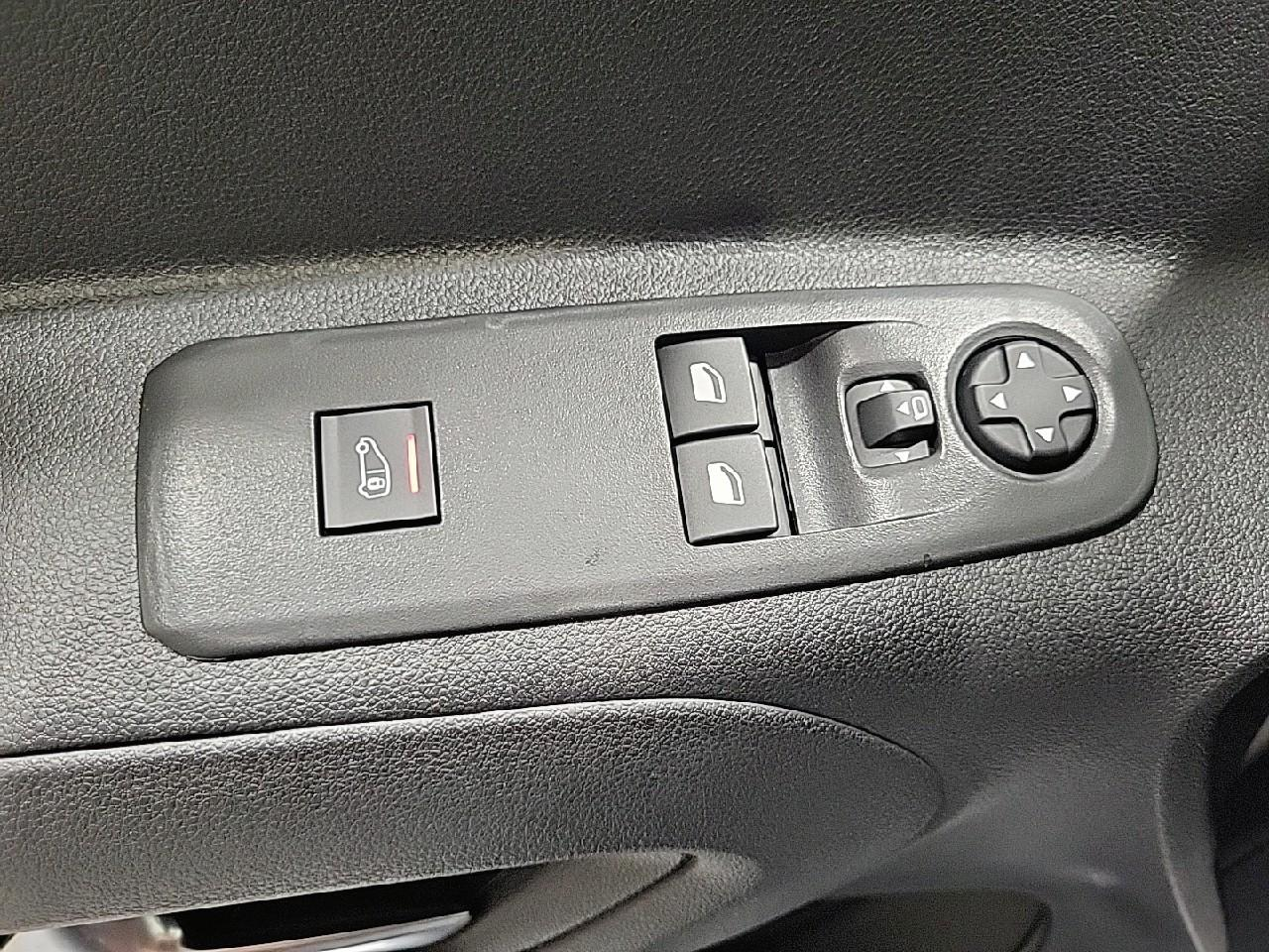 Citroën Berlingo van m diesel 100 ch manuelle — photo 23