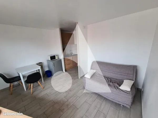 Studio 1 pièce 23 m²