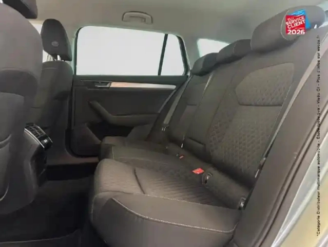 Skoda Superb combi 1.6 tdi 120 greentec business dsg — photo 11