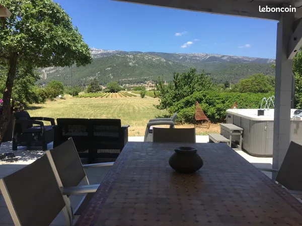 VILLA a vendre avec dépendances