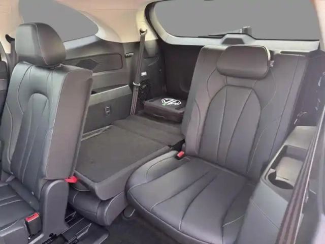 Mg S9 1.5l phev 220kw premium — photo 33