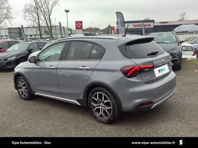 Fiat Tipo cross 1.0 firefly turbo 100 ch s&amp;s — photo 76