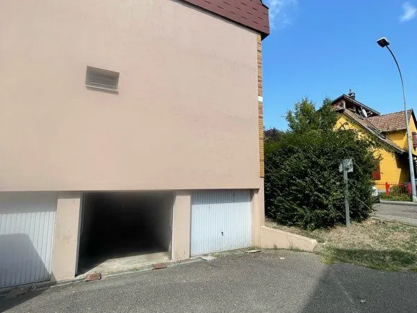 Garage en location, Robertsau