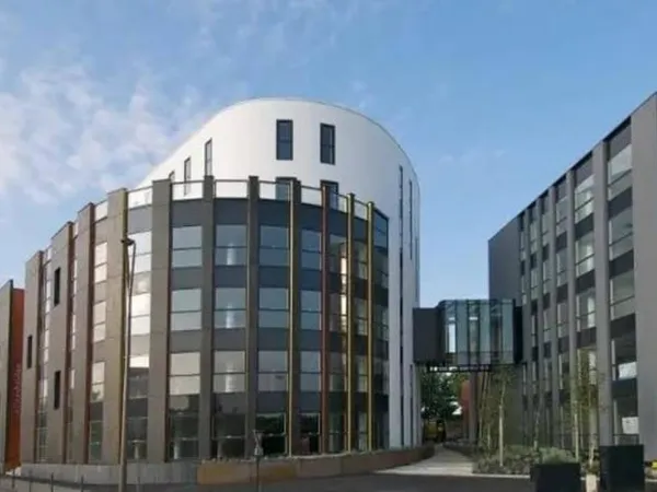 Bureaux 350 m²