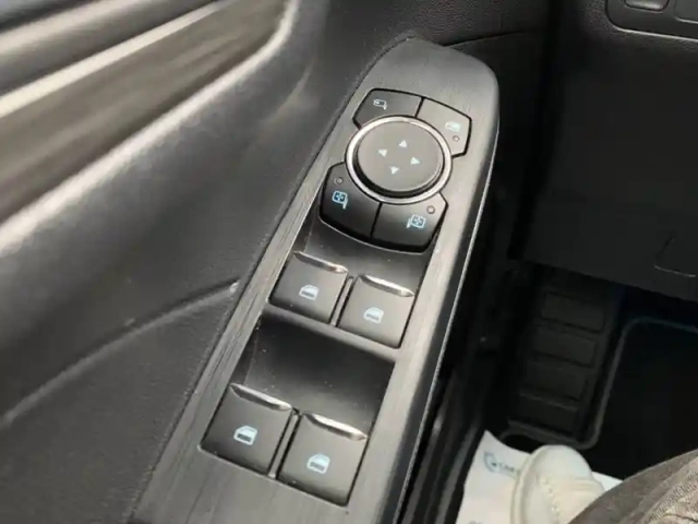 Ford Kuga 2.5 duratec 243 ch phev powershift — photo 18