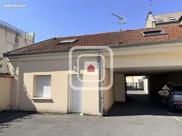 Studio 1 pièce 15 m²