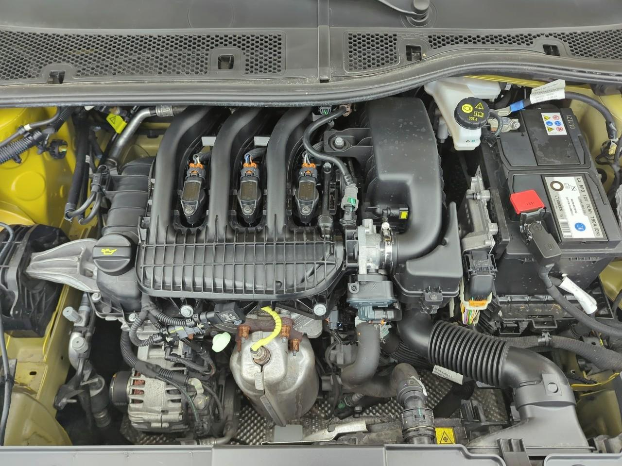 Peugeot 208 puretech 75 s&s bvm5 style — photo 16