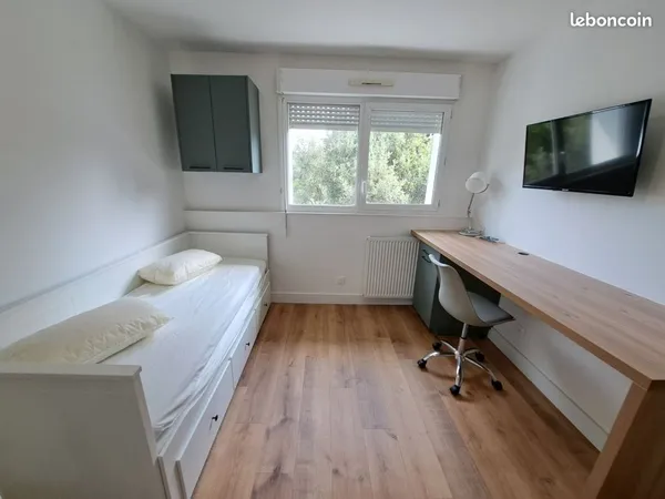 TRAM E - Appartement 1 pièce meublé tout compris