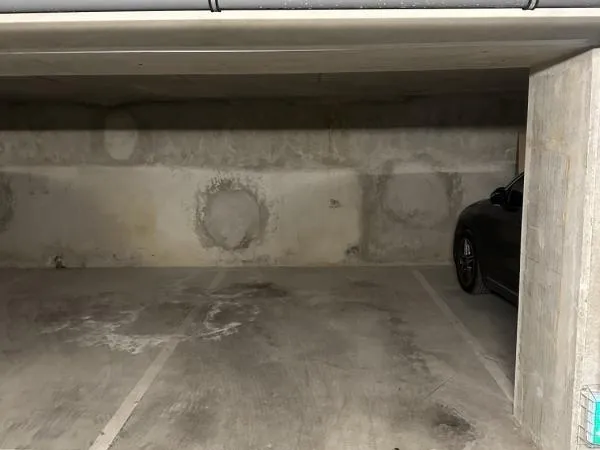 Emplacement de parking - Meudon la Foret