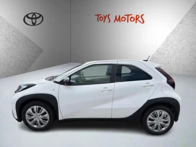Toyota Aygo 1.0 vvt-i 72 dynamic — photo 2