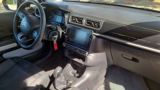 Citroen C3 1.2 PURETECH 82.0 - Graphic – 2019 – 122684 km – Essence – Boîte Manuelle — photo 10