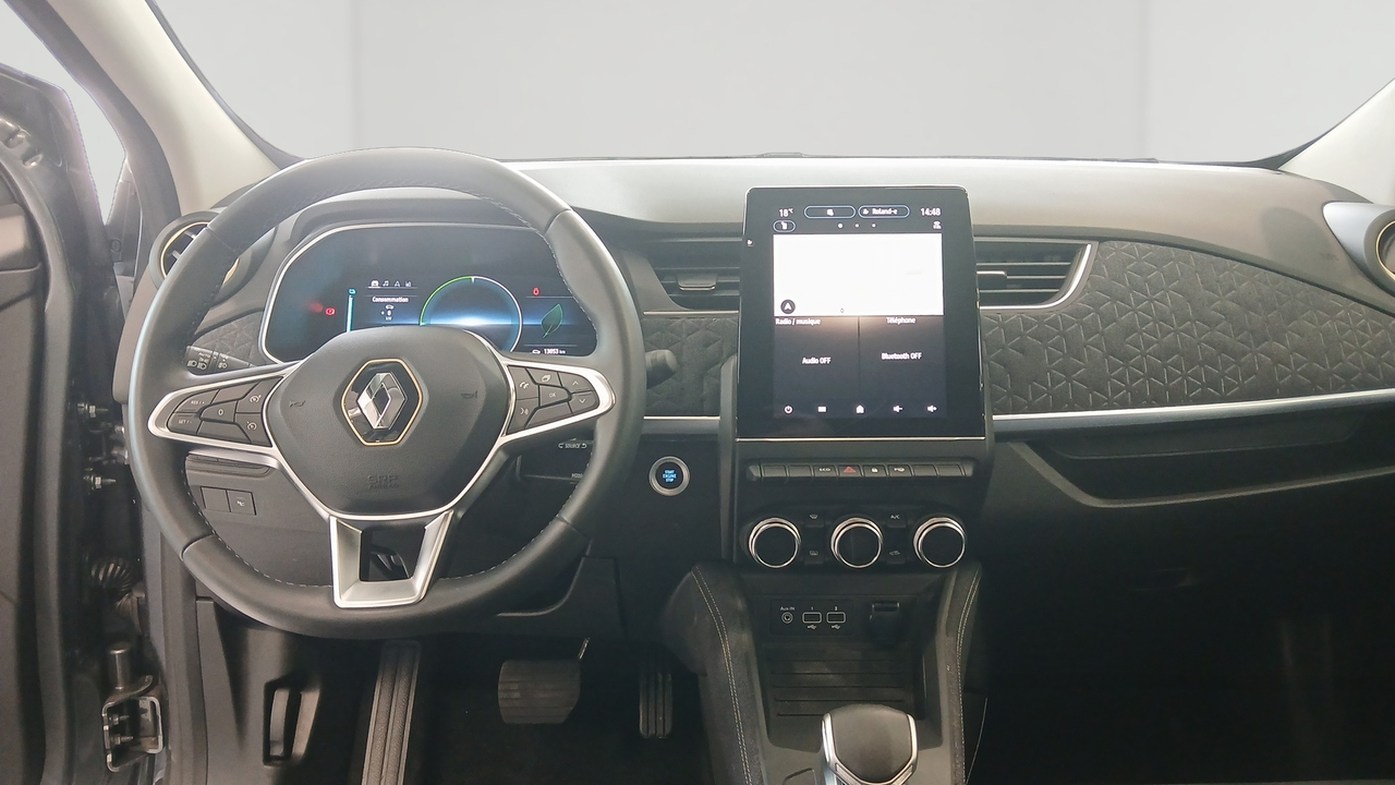Renault Zoe R135 - MY22 — photo 9