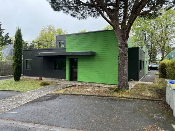 Vends local commercial - 297m²