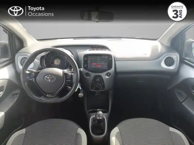 Toyota Aygo 1.0 vvt-i 72ch x-play 5p my20 — photo 8