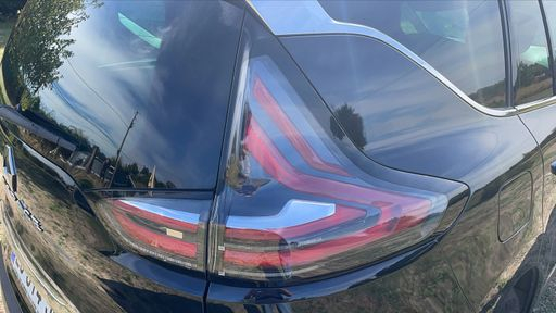 Renault Espace 1.6 dCi 160 EDC6 - Initiale Paris – 2016 – 112985 km – Diesel – Boîte Automatique — photo 17
