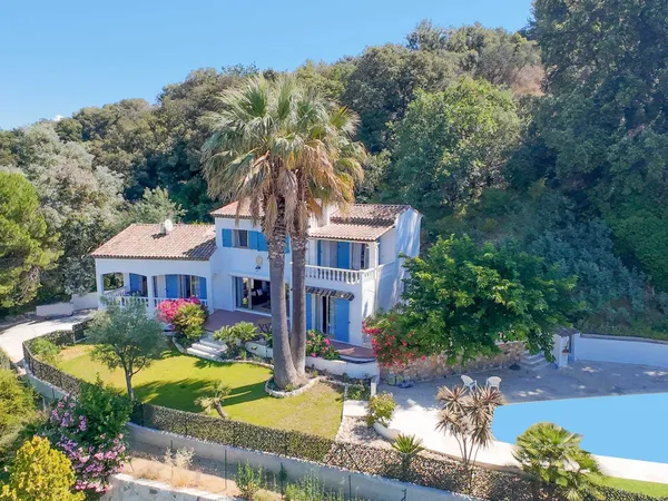 Maison 5 pièces 185 m²