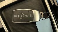 Mercedes Gla 200 d 150ch AMG Line 8G-DCT — photo 16