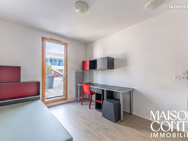 Studio 1 pièce 19 m²