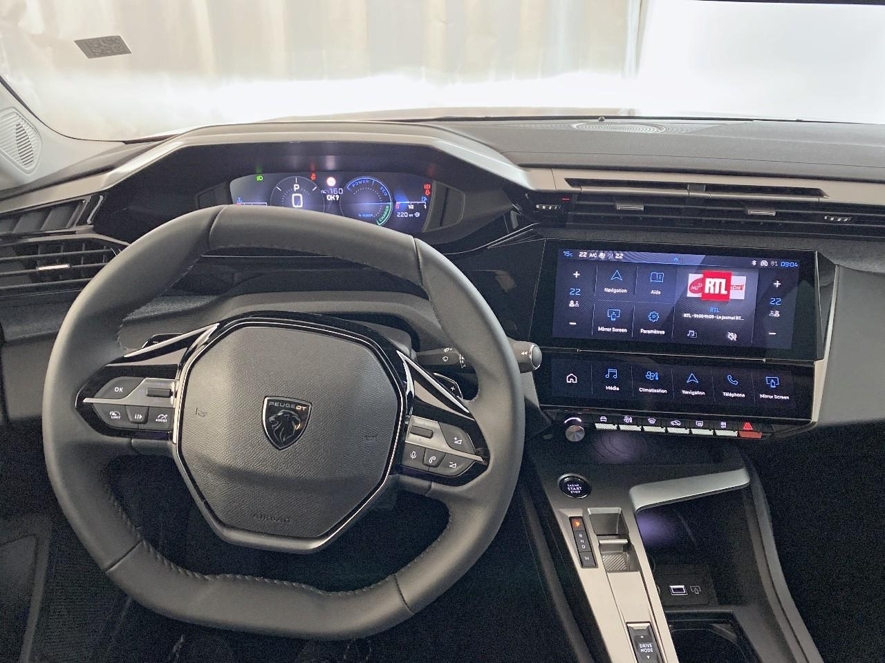 Peugeot 308 hybrid 145 e-dcs6 allure — photo 15