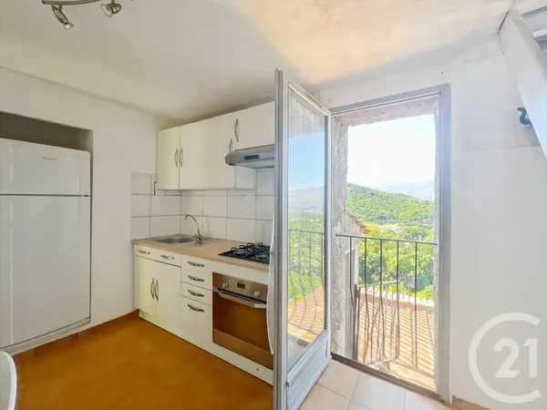 Appartement 4 pièces 31 m²