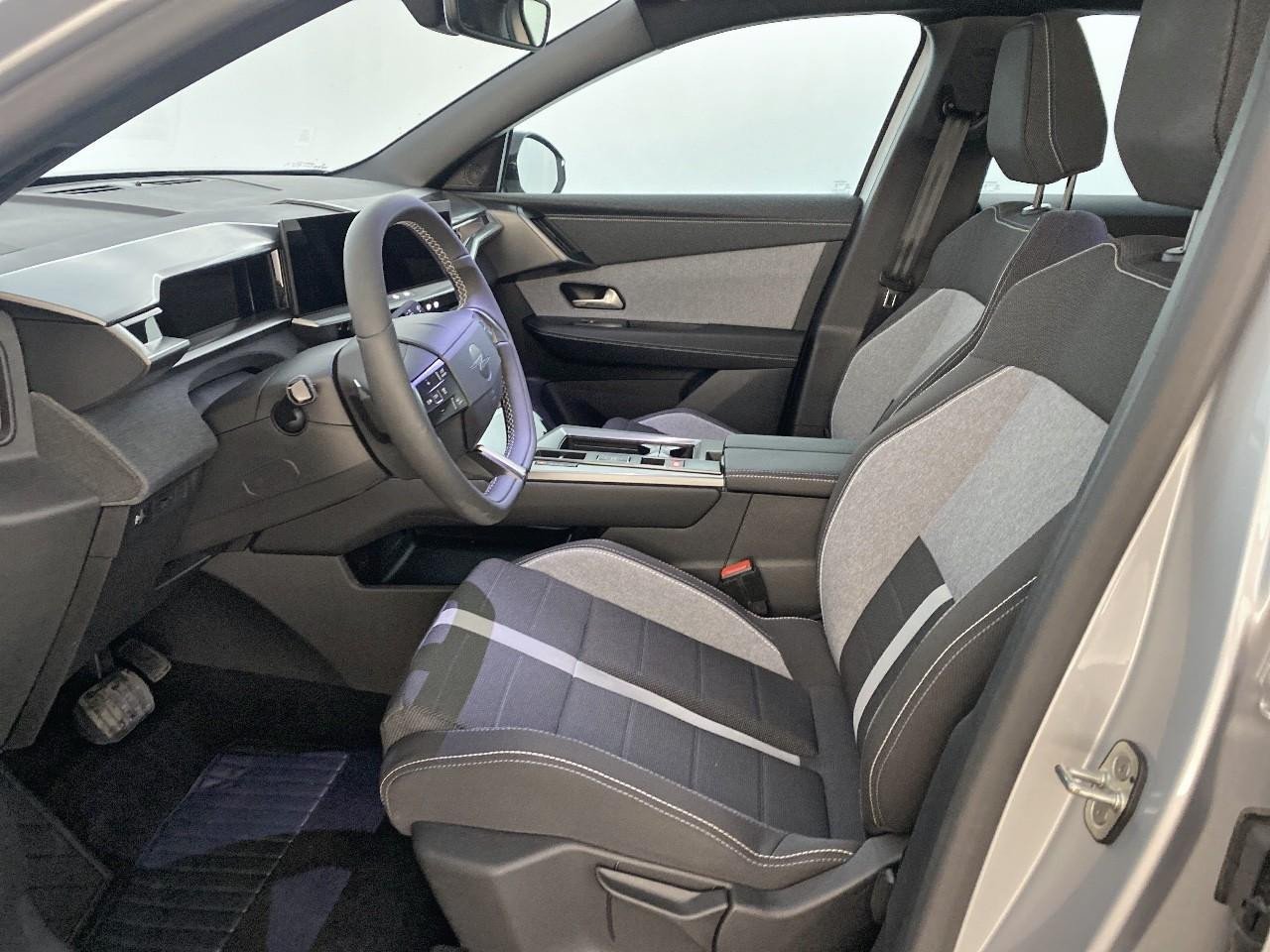 Opel Grandland 1.2 turbo hybrid 145 ch e-dct6 edition — photo 9