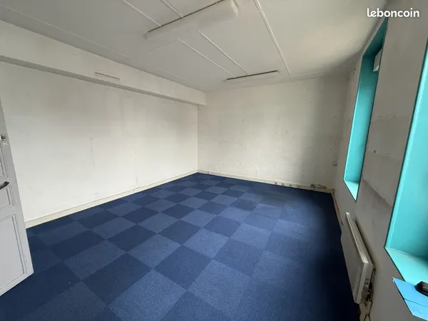 Bureaux 50 m² Saintes