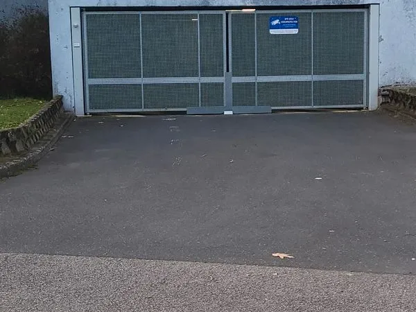 Garage/box