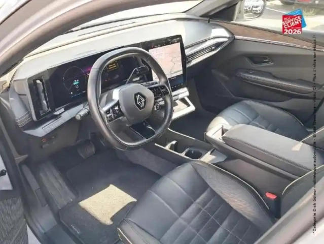Renault Megane e-tech electric ev60 220ch iconic super charge — photo 30