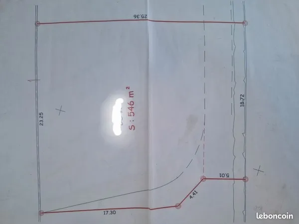 Vends terrain constructible non viabilisé