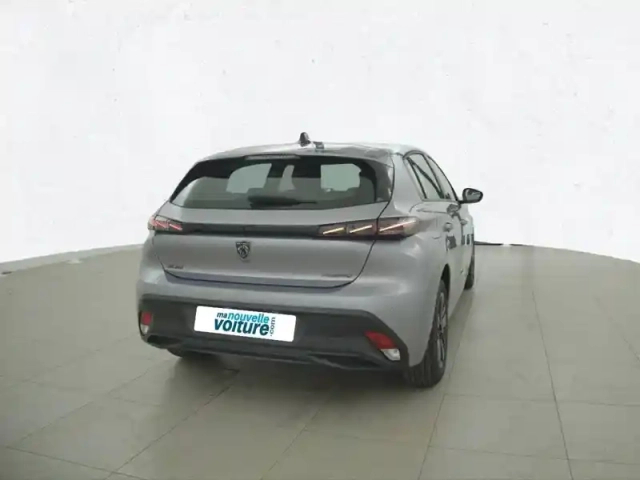 Peugeot 308 hybrid 145 e-dcs6 — photo 28