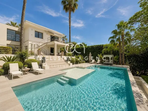 Maison de luxe 6 pièces 258 m²