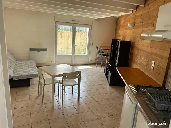 Studio+jardin centre st ave( 5mn vannes)