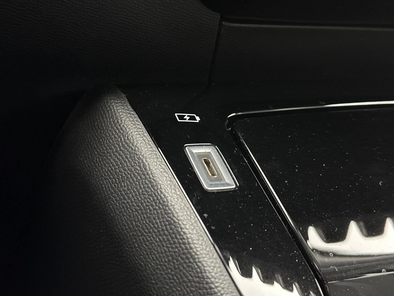 Peugeot 2008 puretech 130 s&s eat8 allure pack — photo 28