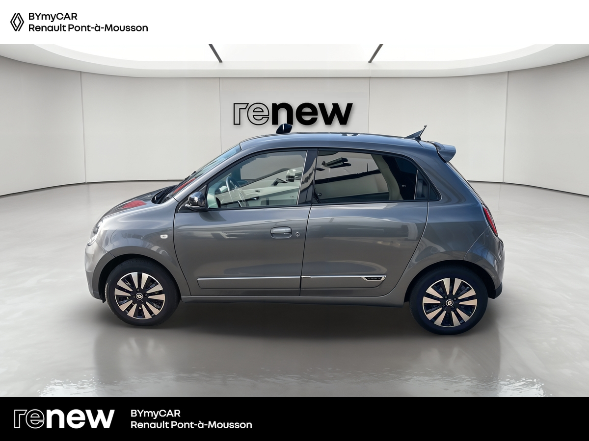 Renault Twingo III E-Tech — photo 2
