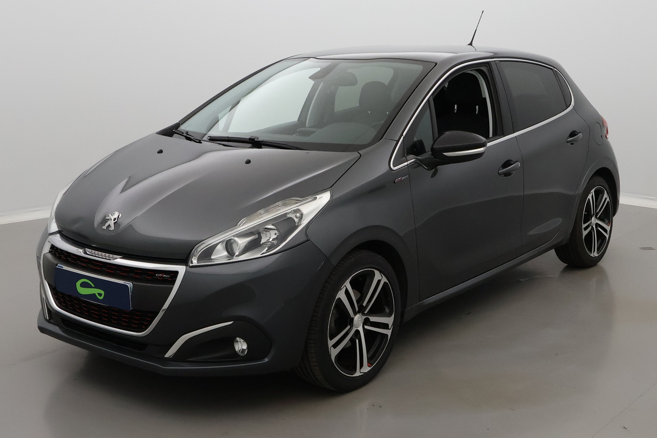 Peugeot 208 — photo 1