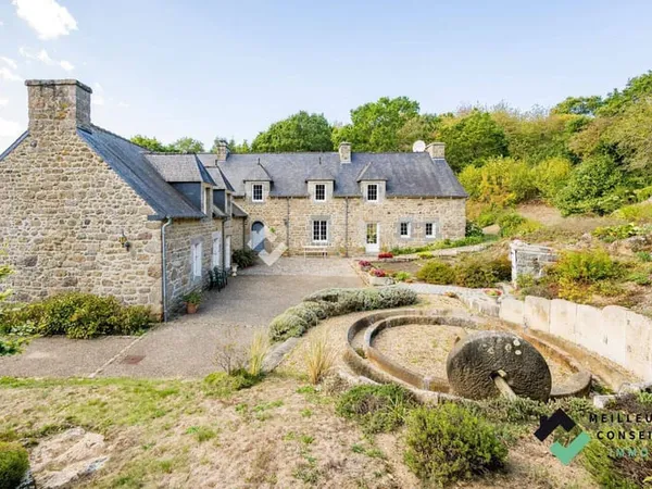 Maison 6 pièces 179 m²