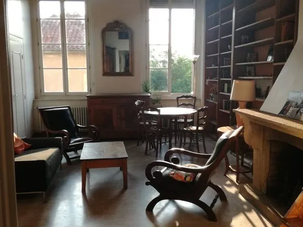 Location T4 meublé Lyon 1er, Canut sur les pentes, possibilité co-location, disponible 1er Octobre 2