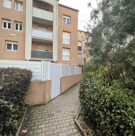 Studio 1 pièce 19 m²