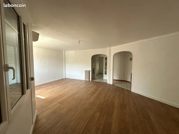 T3 72,69 m² - Grand séjour - Garage + atelier/buanderie - Climatisation - Perpignan