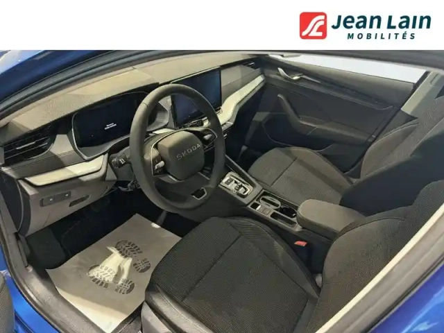 Skoda Octavia combi 1.5 tsi hybrid 150 ch act dsg7 — photo 11