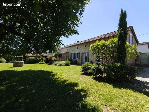 Maison 8 pièces 209 m²