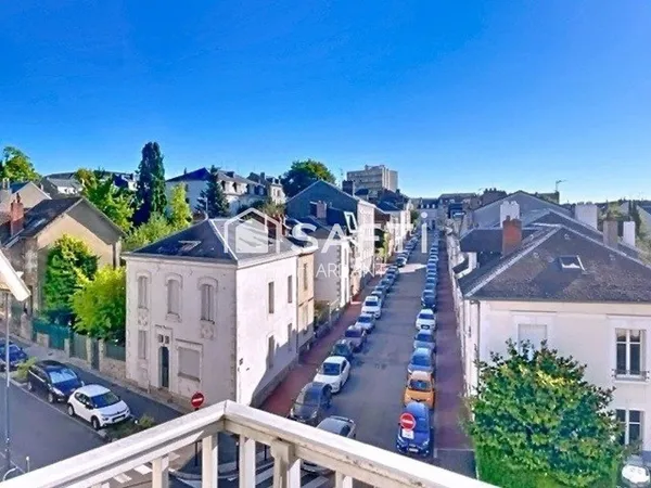 Square des Emailleurs avec GARAGE ! Pour mon nid ou pour mes bureaux ?