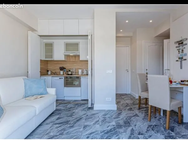 Grand studio vue mer