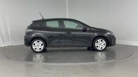 Renault Clio 1.6 E-Tech 145ch full hybrid Evolution - 24 — photo 4