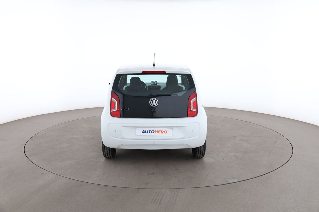 Volkswagen up! 1.0 Up! Club — photo 4