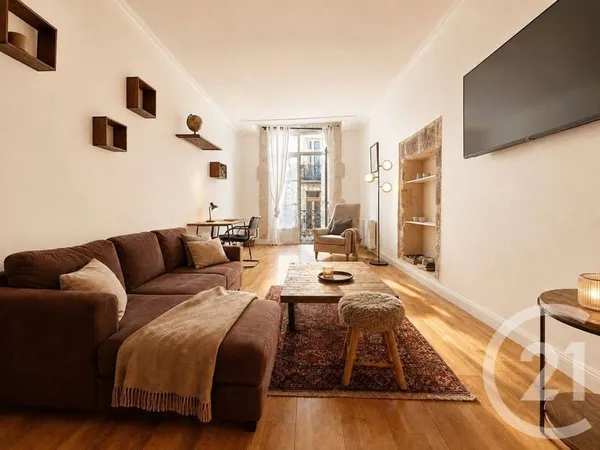 Appartement 4 pièces 96 m²