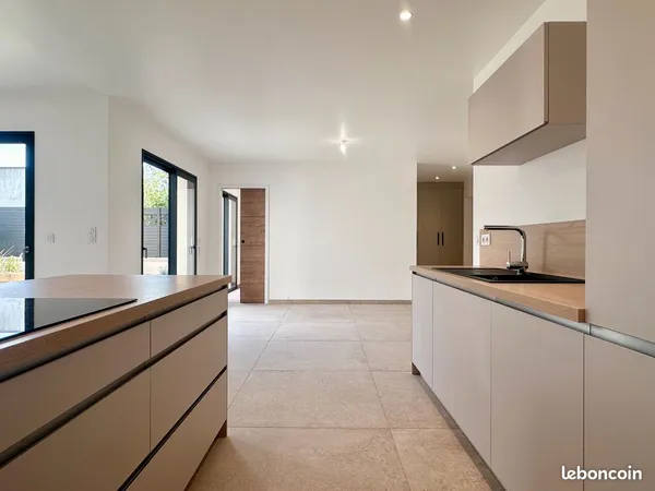 Appartement/Maison dans les remparts