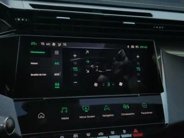 Peugeot 308 iii puretech 130 s&amp;s eat8 gt — photo 2