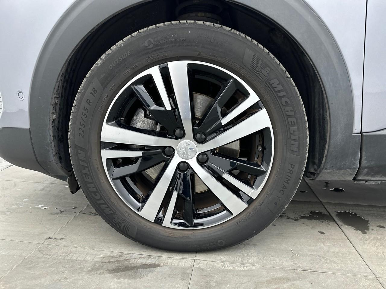 Peugeot 3008 hybrid 225 e-eat8 gt — photo 14